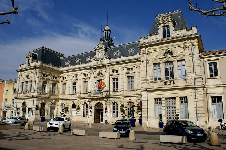 Bollène (Vaucluse) - Hôtel de ville