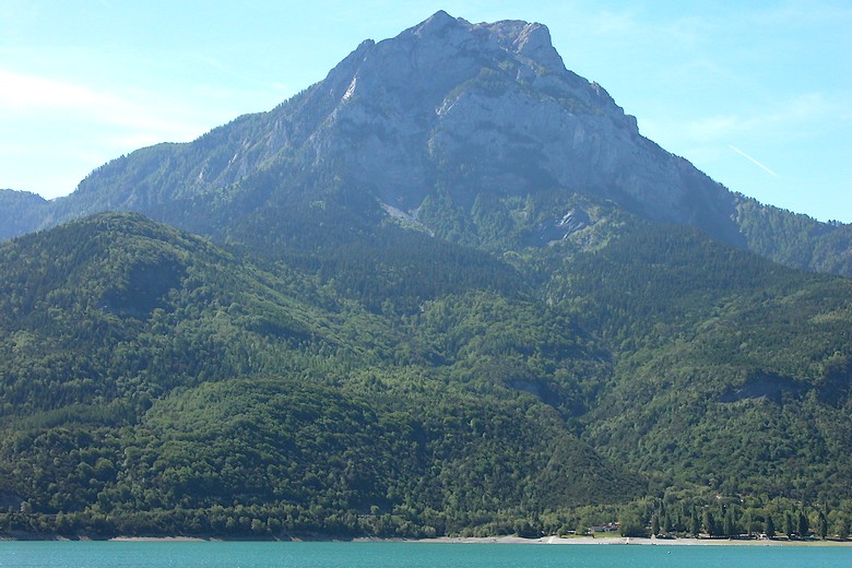 Lac de Serre-Ponçon (Hautes-Alpes) - Pic de Morgon