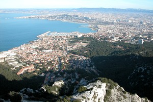 Vue sur la ville de Marseille (Ascension du sommet)