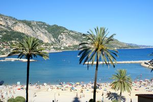 Vue sur la Plage des Sablettes