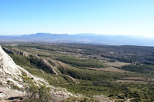 Vue panoramique au pied de la Sainte-Victoire