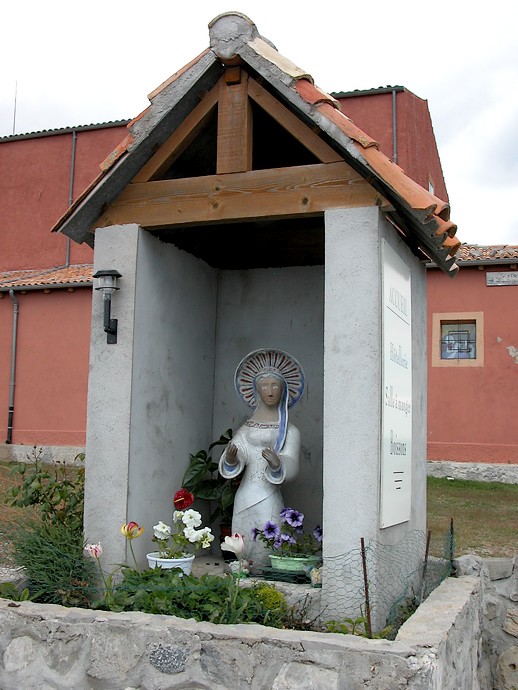 Utelle (Alpes-Maritimes) - Une statue