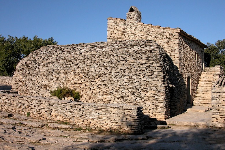 Une maison en pierres
