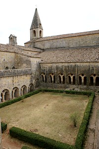 Au dessus du cloître