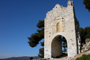 Porte de la chapelle