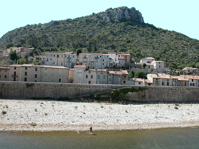 Anduze (Gard) - La ville au bord du Gardon d'Anduze