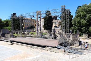 Scène et mur de scène