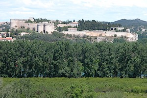 Villeneuve-lès-Avignon (zoom sur le Fort Saint-André)
