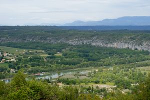 Zoom sur le lac de Quinson