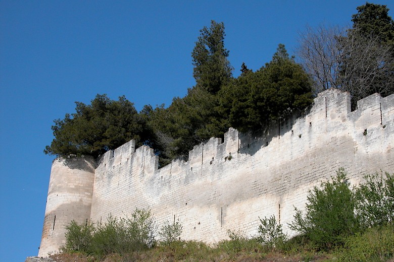 Beaucaire (Gard) - Remparts du château du 11e s.