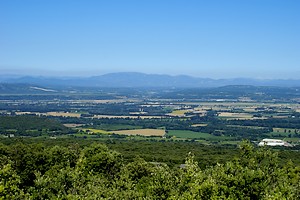 Montagnes autour de Dieulefit à l’horizon