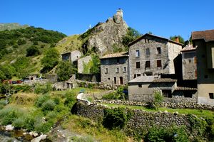 Autre quartier du village traversé par La Bourges