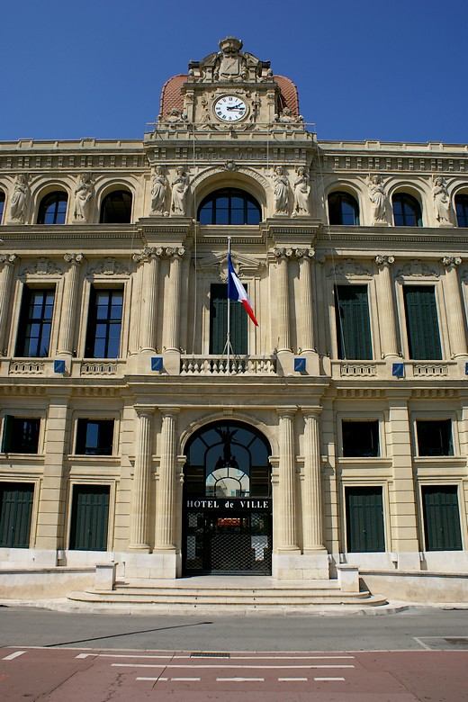 Cannes (Alpes-Maritimes) - Hôtel de ville