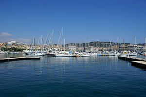 Vue d’ensemble du port