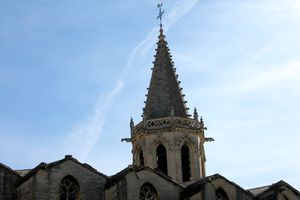 Zoom sur le clocher de la cathédrale