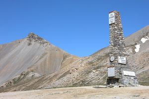 Monument au col d'Izoard