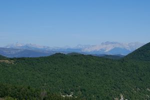 Zoom sur des massifs alpins