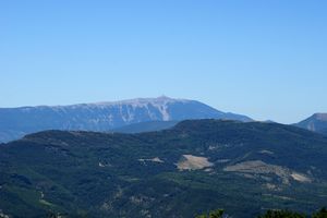 Zoom sur le Mont Ventoux