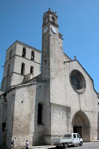 Entrée de la cathédrale