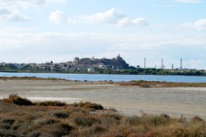 Le village de l'Hauture à l'horizon