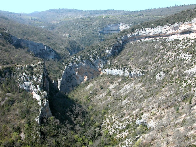 Gorges de la Nesque (Vaucluse) - A proximité du belvédères de Castellaras
