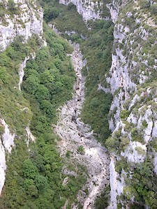 Précipice vu du pont de l’Artuby