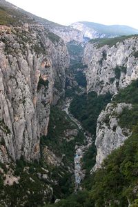 Précipice à l'intérieur du Grand Canyon