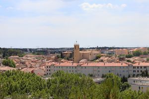 Oppidum du Castellan : vue sur l'église Notre-Dame-de-Beauvoir