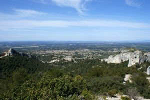 Saint-Rémy-de-Provence à l'horizon