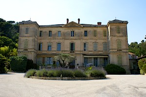 Château de Lamanon