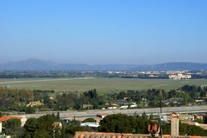 Vue sur la base aérienne 701