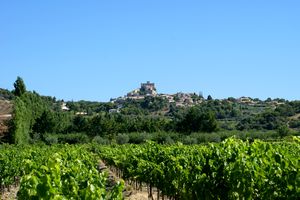 Le village à l'horizon
