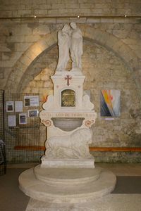 Intérieur de l'abbaye cistercienne (monument)