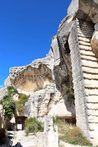Au pied de la citadelle