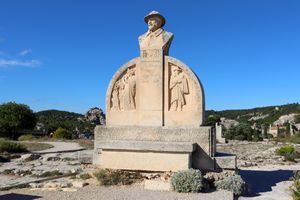 Monument Charloum-Rieu