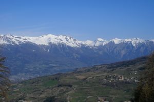 Massif des Ecrins à l'horizon
