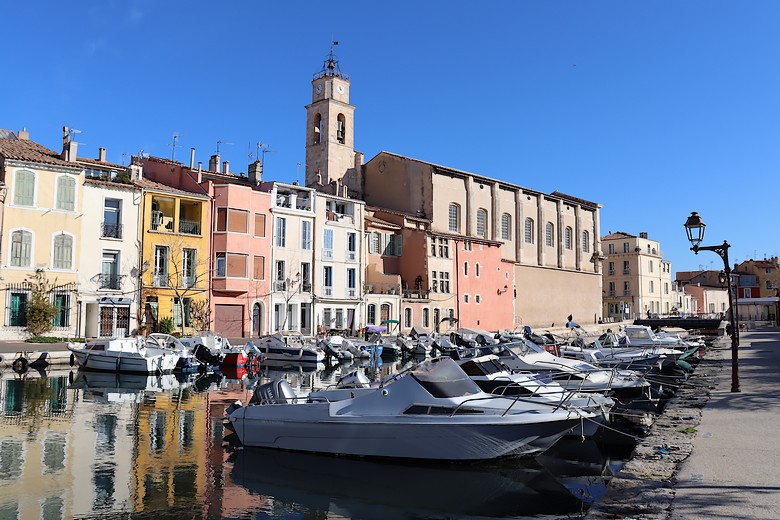Au coeur de la ville de Martigues (l'Île)