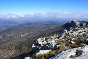 Vue plus étendue sur la portion est de la crête