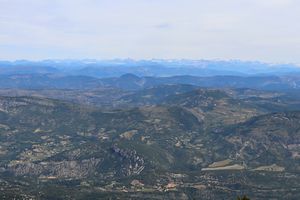 Zoom en direction des Alpes