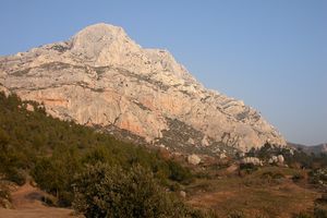 Vue sur la Sainte-Victoire au refuge de Cézanne