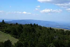 Point de vue sur le bas Luberon