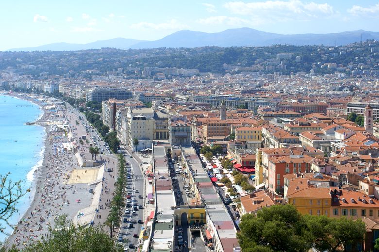 Nice (Alpes-Maritimes) - Vue sur la Promenade des Anglais