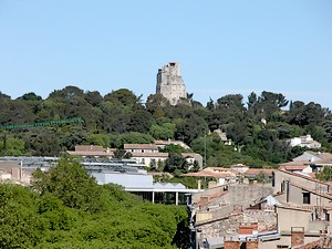 Vue sur la Tour Magne