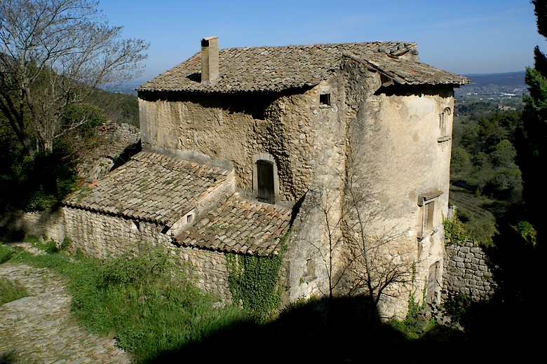 Oppède-le-Vieux (Vaucluse) - Maison ancienne