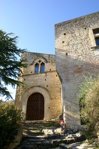 Au pied de l'église 