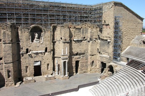 Au coeur du Théâtre Antique de la ville d'Orange