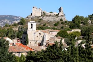 Le village et son château