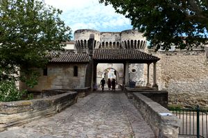 Pernes-les-Fontaines