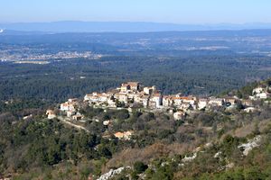 Zoom sur le village de Mimet