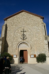 Entrée de la Paroisse Saint Louis (église catholique)